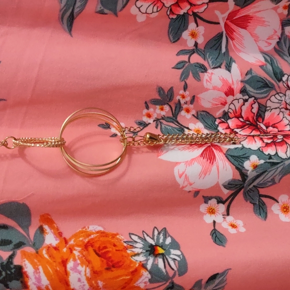 Ladies Dress - Picture 3 of 5